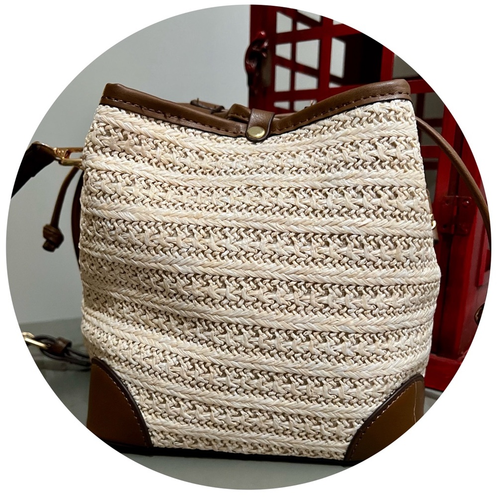 NEW! Bucket Crossbody Bag PU Stitching Woven Straw Shoulder Bag! - Picture 4 of 11